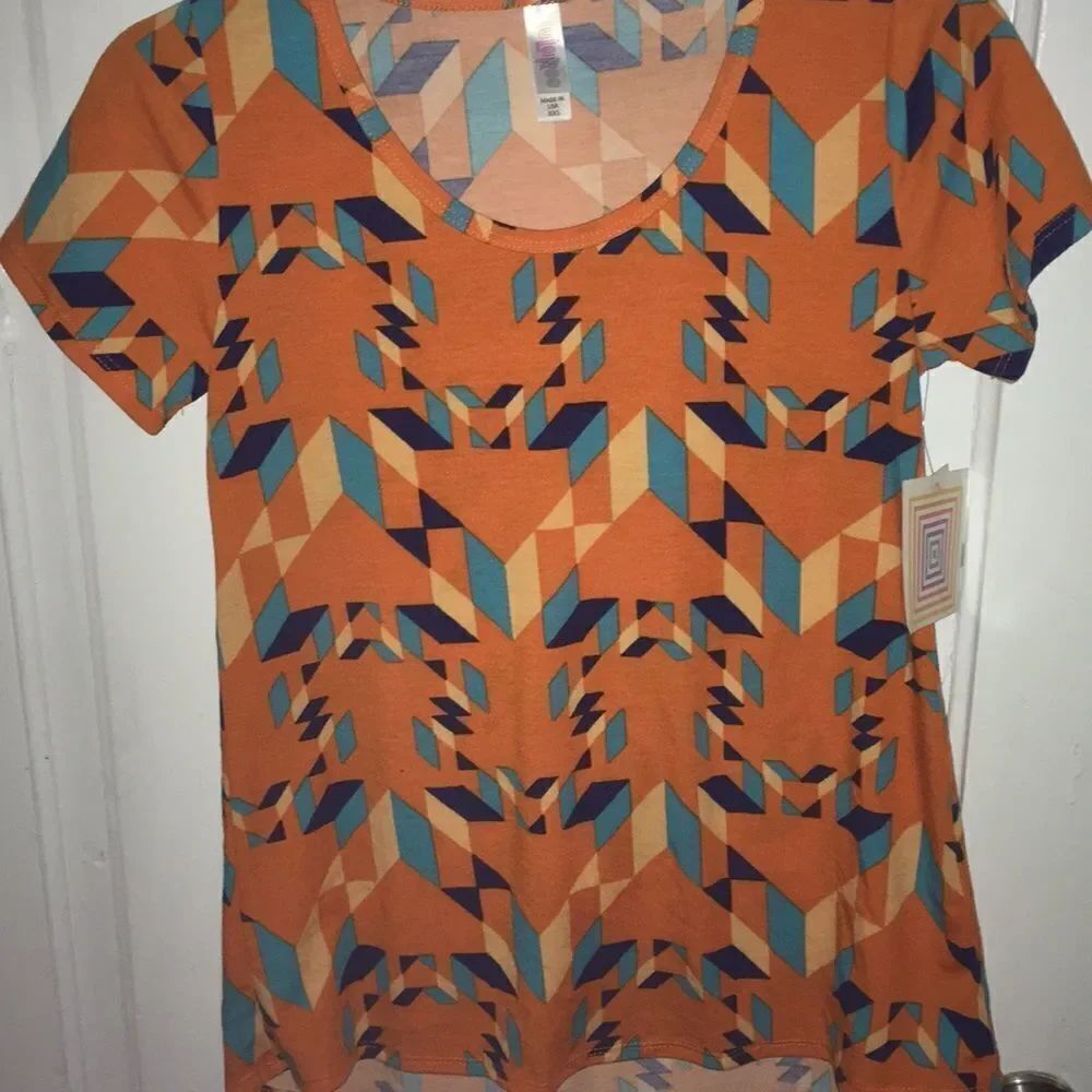 Xxs LuLaRoe Classic Tee